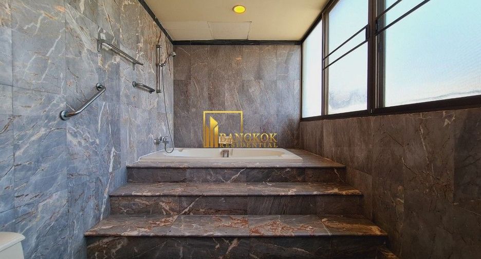 Apartamento en alquiler de 4 habitaciones en Watthana, Bangkok