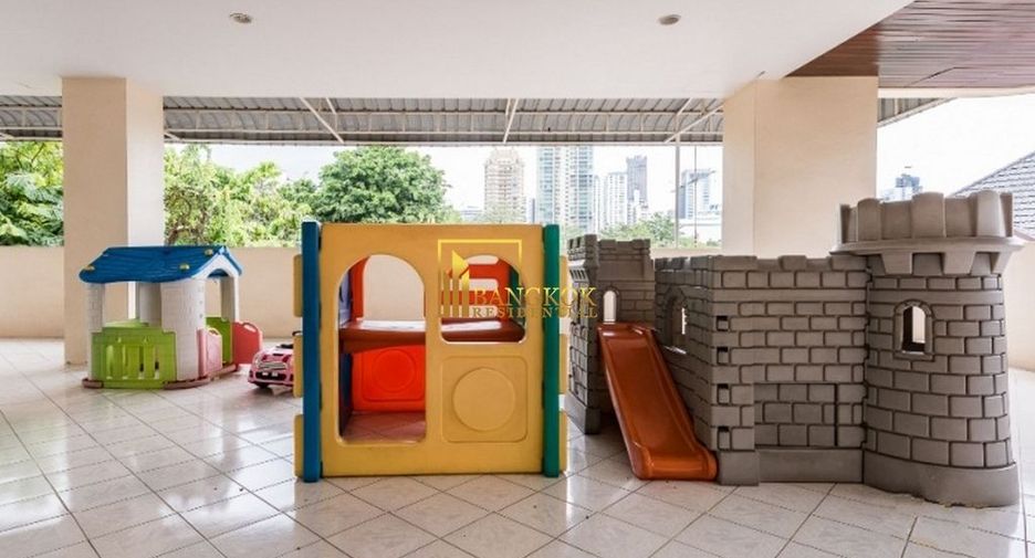 Apartamento en alquiler de 4 habitaciones en Watthana, Bangkok