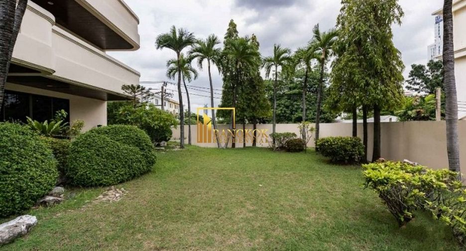 Apartamento en alquiler de 4 habitaciones en Watthana, Bangkok