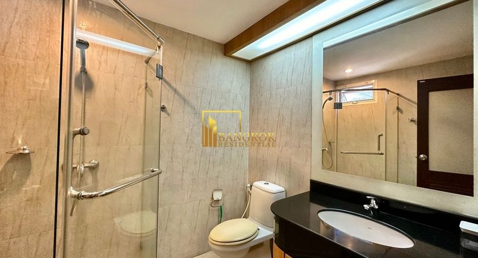Apartamento en alquiler de 3 habitaciones en Watthana, Bangkok