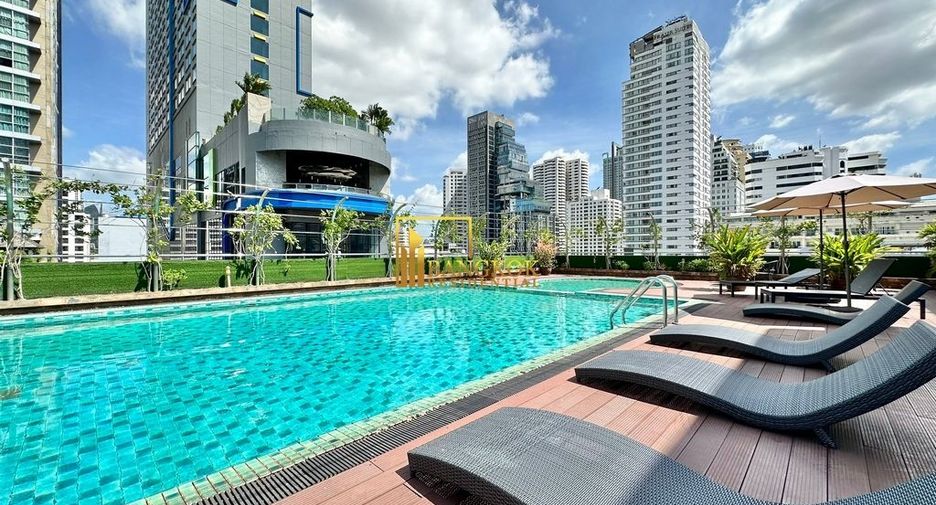 Apartamento en alquiler de 3 habitaciones en Watthana, Bangkok