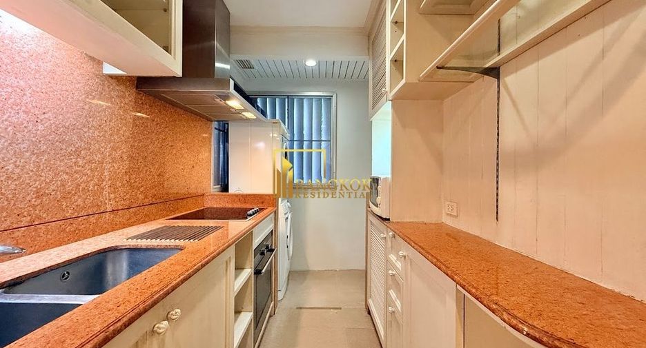 For rent 2 ベッドルーム apartment in Sathon, Bangkok
