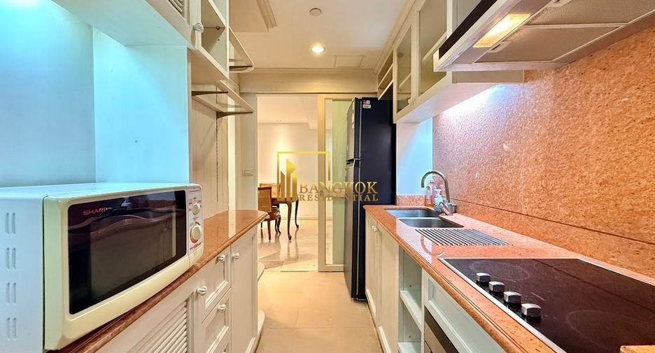 For rent 2 ベッドルーム apartment in Sathon, Bangkok