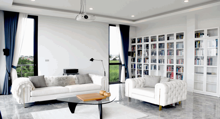 For sale 8 bedrooms house in Don Mueang, Bangkok