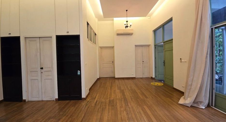 出售 3 卧室 独立屋 在 Phaya Thai, 曼谷
