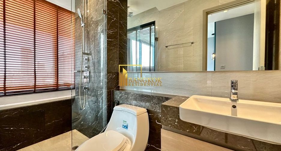 For rent 2 bedrooms condo in Bang Rak, Bangkok