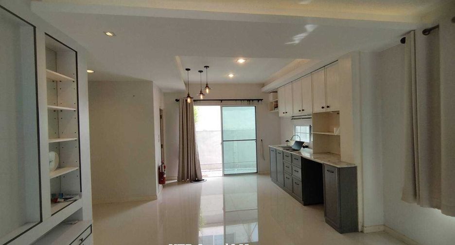 For sale 2 Beds townhouse in Bang Yai, Nonthaburi