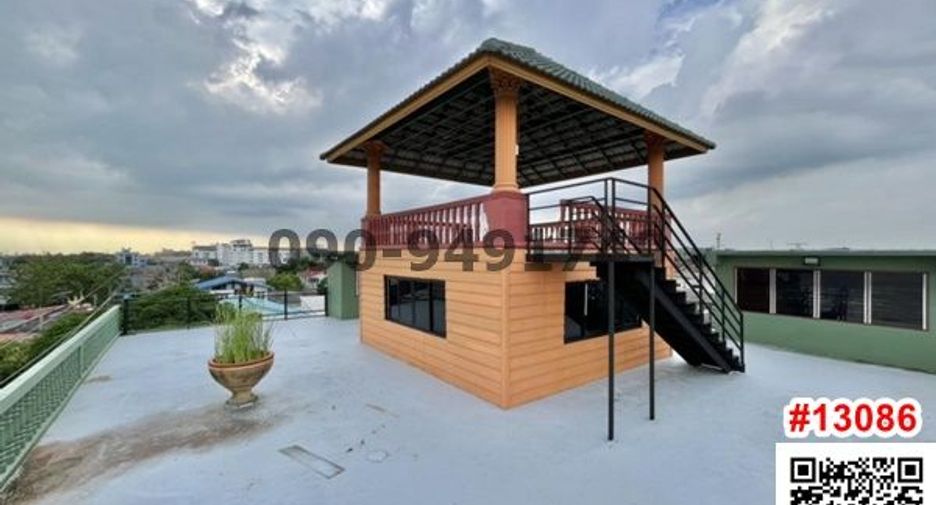 For rent retail Space in Lat Krabang, Bangkok