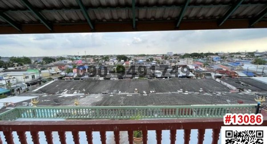 For rent retail Space in Lat Krabang, Bangkok