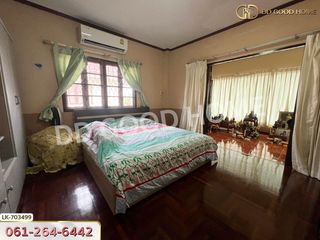 For sale 4 ベッドルーム house in Sam Phran, Nakhon Pathom