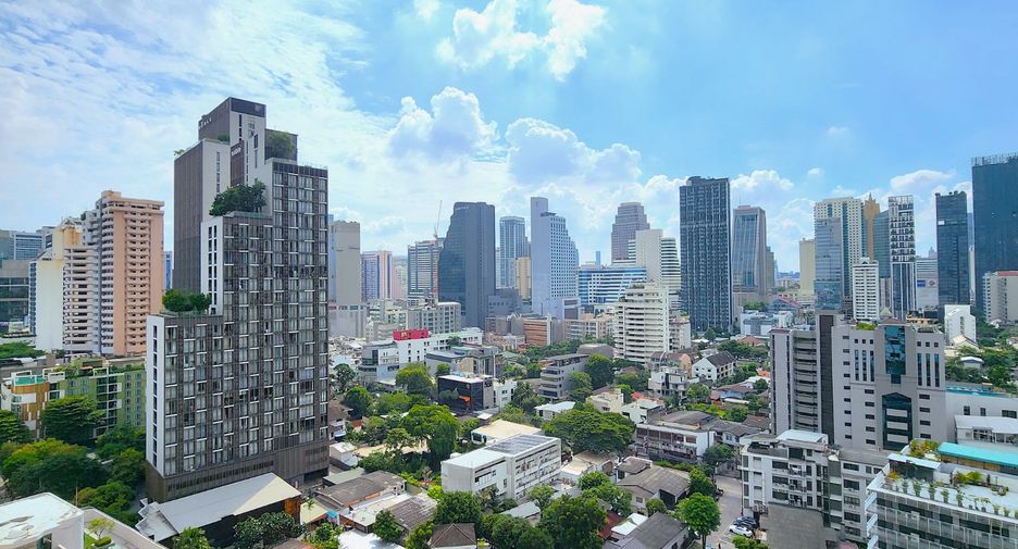For rent and for sale 3 bedrooms condo in Watthana, Bangkok