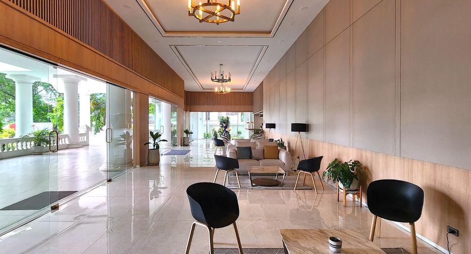 For rent and for sale 3 bedrooms condo in Watthana, Bangkok