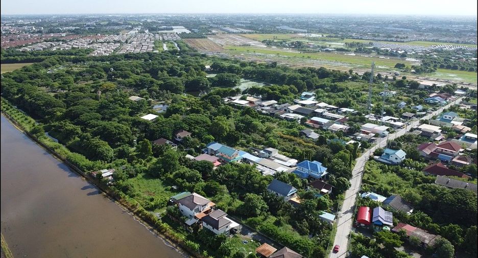 Terreno en venta en Bang Bua Thong, Nonthaburi