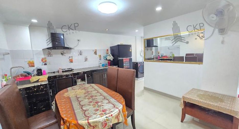 For rent そして for sale 2 ベッドルーム condo in Bangkok Noi, Bangkok