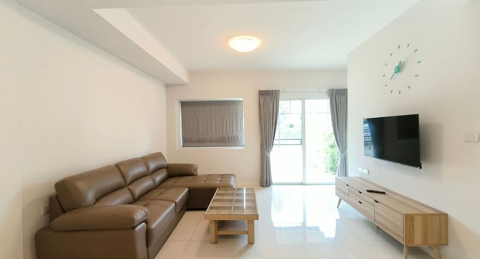 For rent 3 bed townhouse in Bang Phli, Samut Prakan