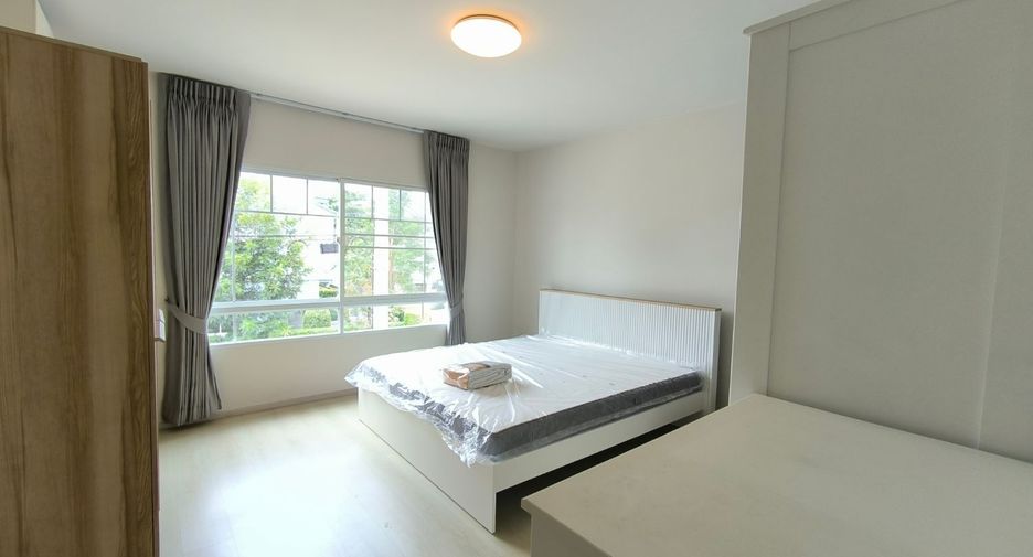For rent 3 bed townhouse in Bang Phli, Samut Prakan