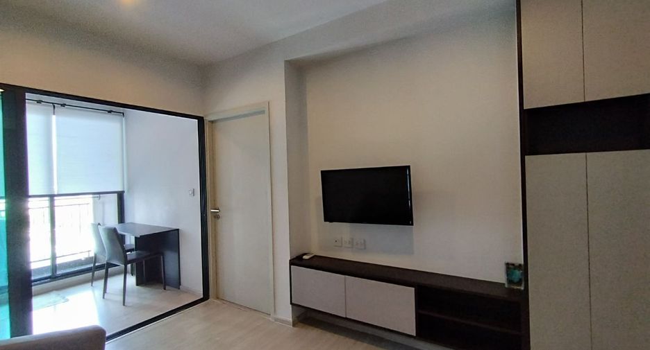 For rent 3 bed townhouse in Bang Phli, Samut Prakan