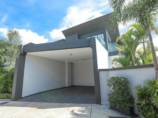 For rent and for sale 4 bedrooms villa in Mueang Phuket, Phuket
