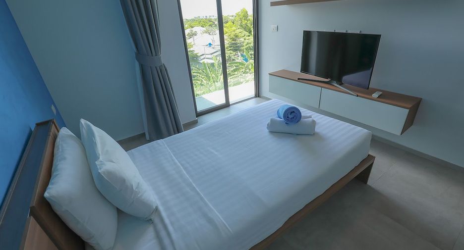 Villa en alquiler y en venta de 4 habitaciones en Mueang Phuket, Phuket