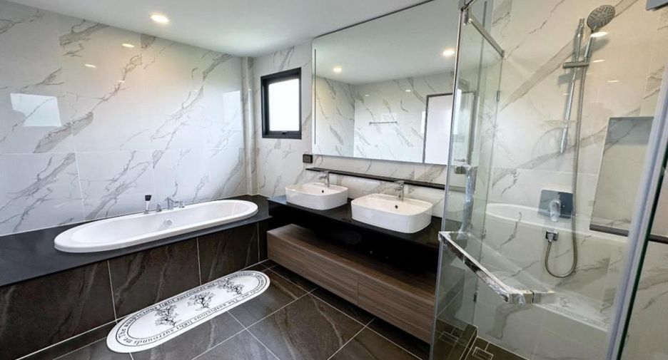 Продажа 4 спальни дом в Bang Phli, Самутпракан
