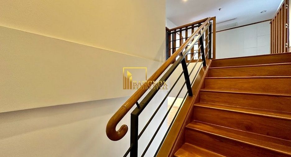 For rent 3 bedrooms condo in Yan Nawa, Bangkok