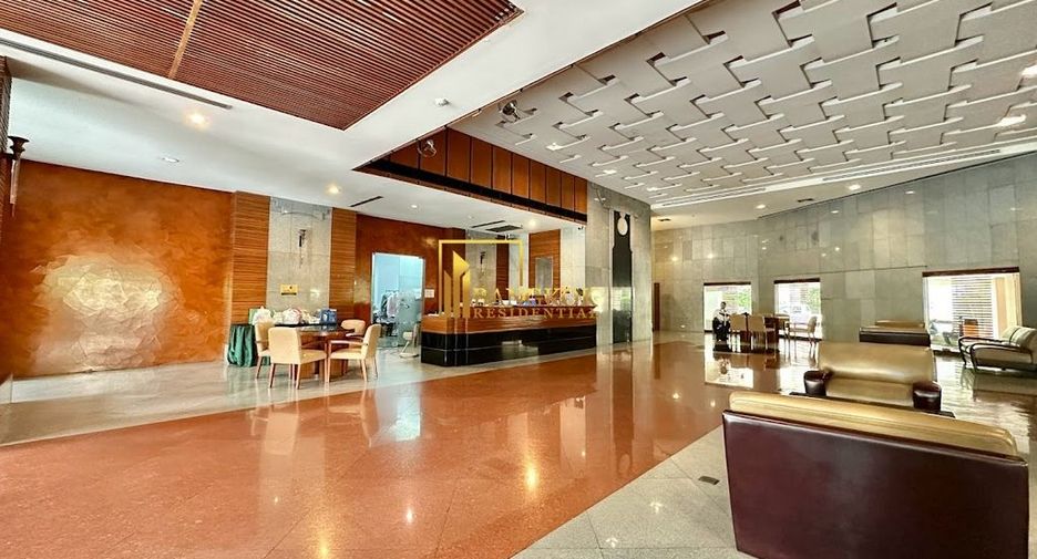 For rent 3 bedrooms condo in Yan Nawa, Bangkok