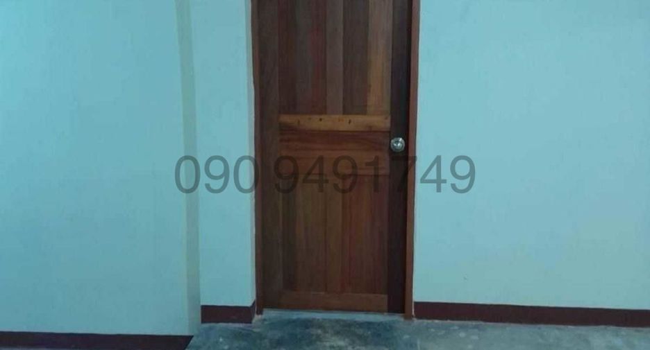 For rent 4 bedrooms retail Space in Thawi Watthana, Bangkok