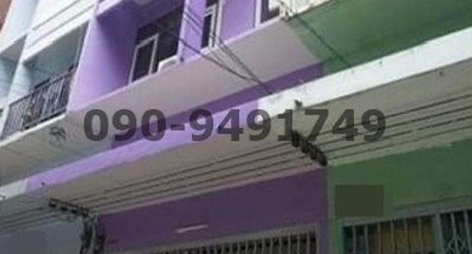 For rent 34 bedrooms retail Space in Bangkok Noi, Bangkok