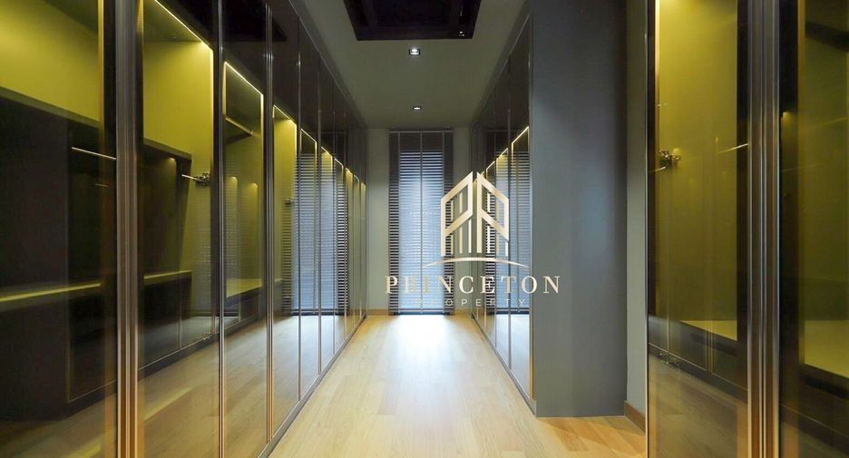 For sale 4 bed house in Bang Phli, Samut Prakan