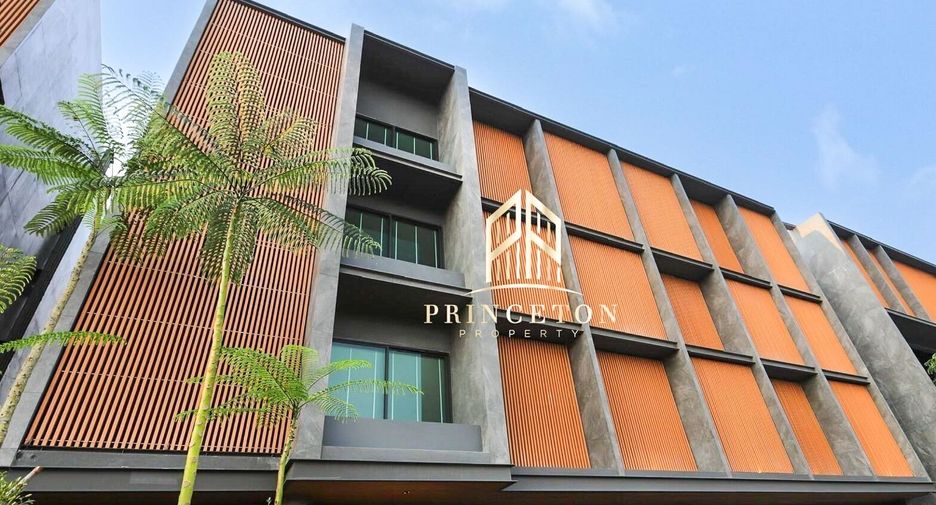 For sale 4 bed house in Bang Phli, Samut Prakan