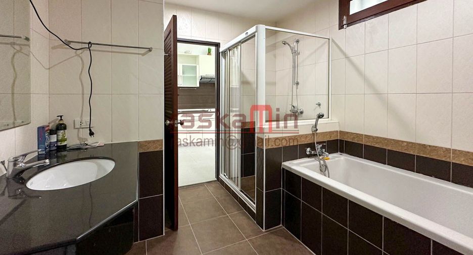 For sale studio condo in Bang Lamung, Chonburi