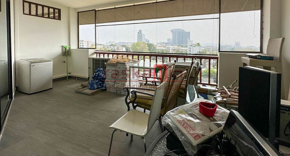 For sale studio condo in Bang Lamung, Chonburi
