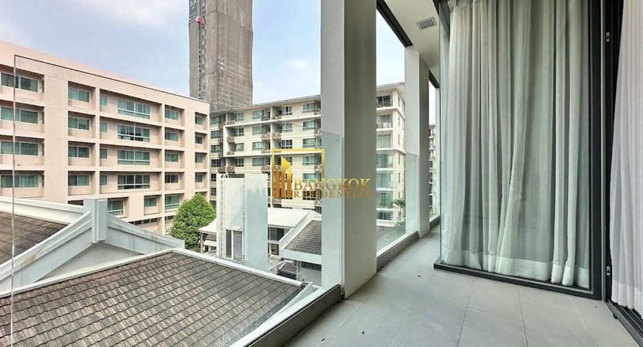 À louer 2 chambres condo à Watthana, Bangkok