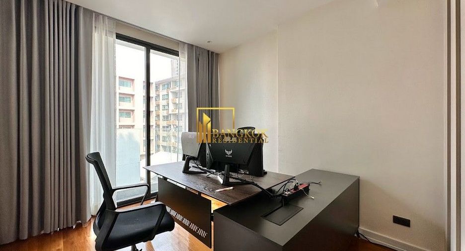 À louer 2 chambres condo à Watthana, Bangkok