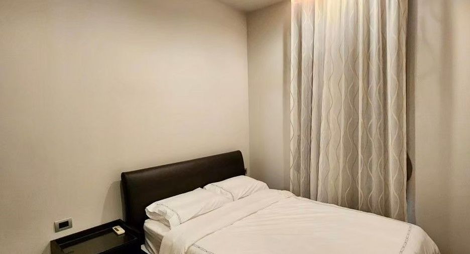 Condo en alquiler de 2 habitaciones en Khlong Toei, Bangkok
