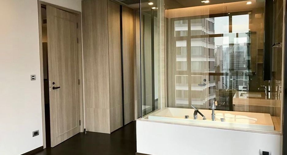 Condo en alquiler de 2 habitaciones en Khlong Toei, Bangkok