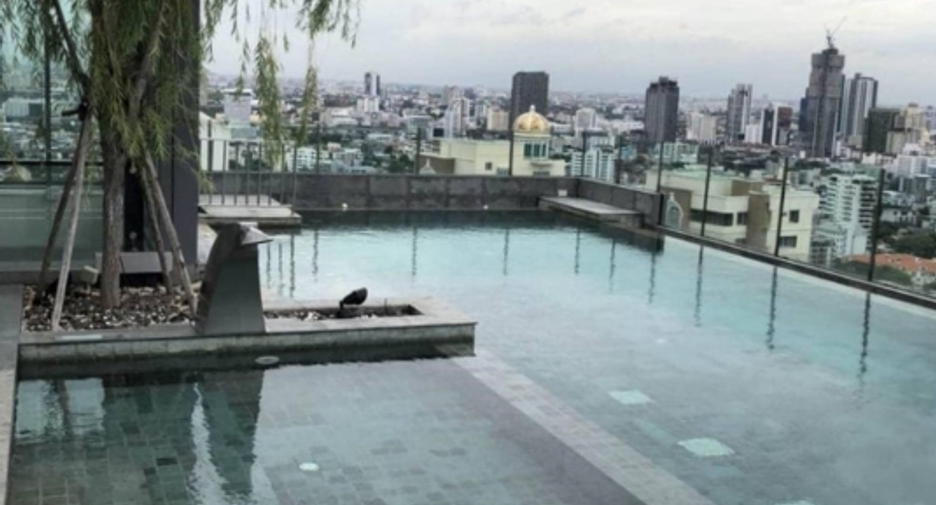 For sale 1 bed condo in Watthana, Bangkok