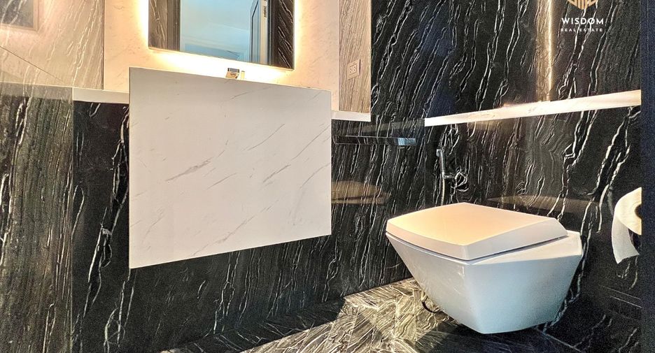 For rent 2 bedrooms condo in Bang Kho Laem, Bangkok