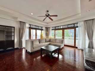 For rent 4 bedrooms condo in Sathon, Bangkok