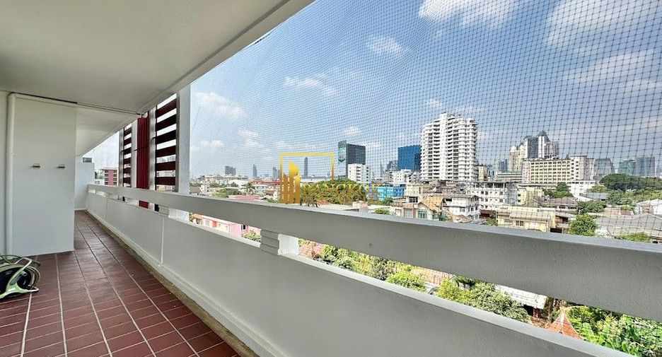 Wohnung zur Miete mit 4 Zimmer in Sathon, Bangkok