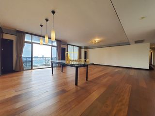 Condo en alquiler de 3 habitaciones en Pathum Wan, Bangkok