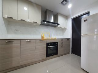 Condo en alquiler de 3 habitaciones en Pathum Wan, Bangkok