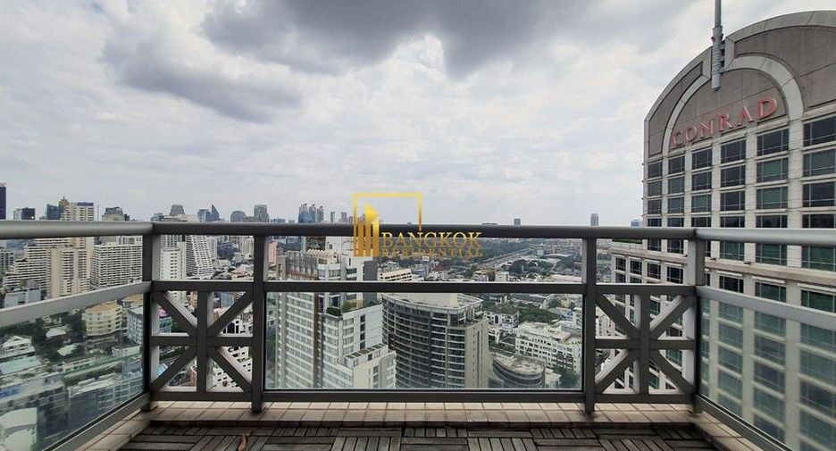 Condo en alquiler de 3 habitaciones en Pathum Wan, Bangkok