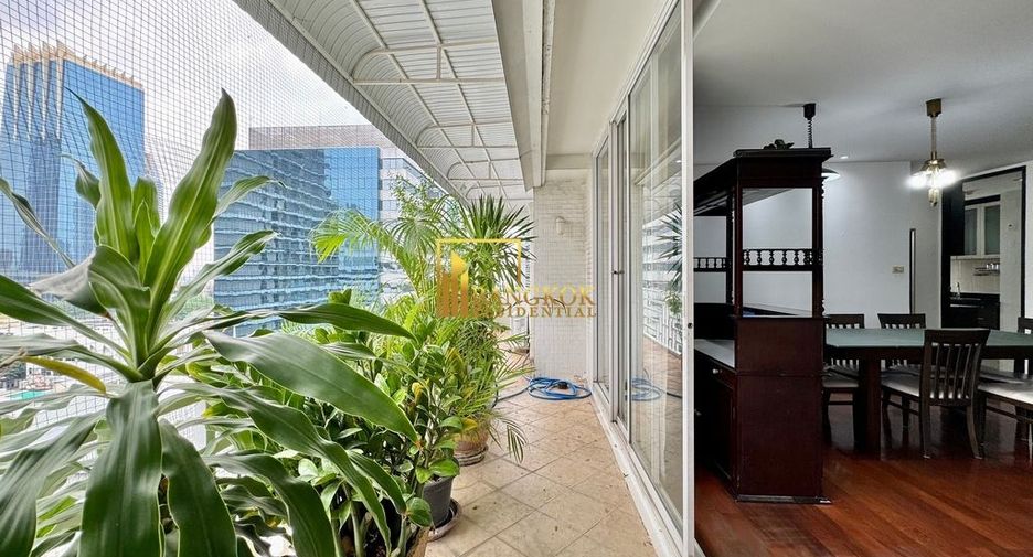 Condo en alquiler de 3 habitaciones en Sathon, Bangkok
