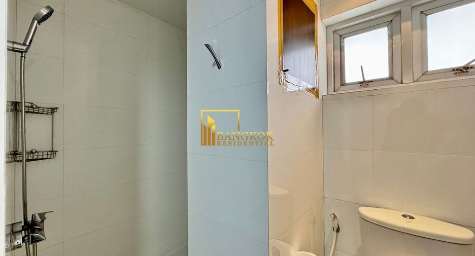 Condo en alquiler de 3 habitaciones en Sathon, Bangkok