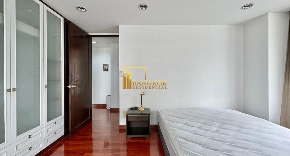 Condo en alquiler de 3 habitaciones en Sathon, Bangkok