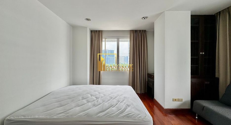 Condo en alquiler de 3 habitaciones en Sathon, Bangkok