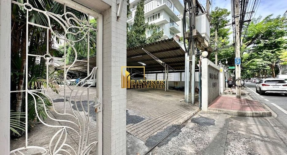Condo en alquiler de 3 habitaciones en Sathon, Bangkok