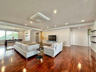 For rent 4 bedrooms apartment in Watthana, Bangkok