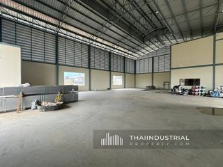 Almacén en alquiler y en venta en Bang Phli, Samut Prakan